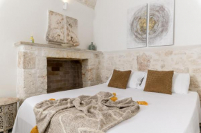 19 White Luxury Suite with Jacuzzi by Wonderful Italy